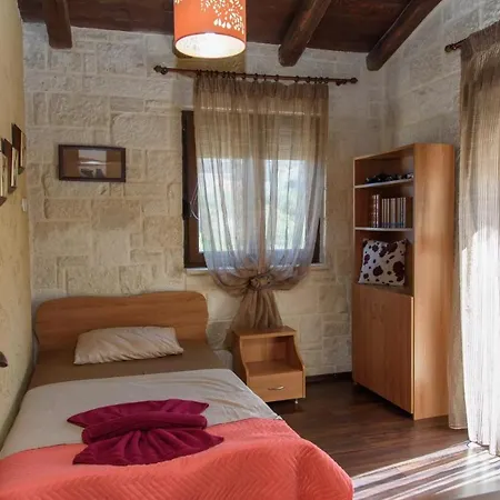 Villa Traditional Stonehouse Vicky Hersonissos (Crete)